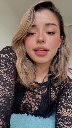 Hotty amateur teen shows off her big tits and ass on onlyfans