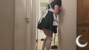 Luna Marble : Maid Service