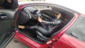 Leather & Reverse: Kendra in the Hill