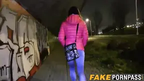 Beautiful Paola agrees to have sex with a random stranger