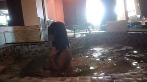 hermosa flaquita sexo en el jacuzi