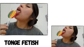 Painting my tongue with my lollipop