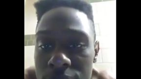 Julio Gomez 14 inches at shower solo