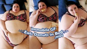 Immobile GF Eats Donuts in Bed (MOV)