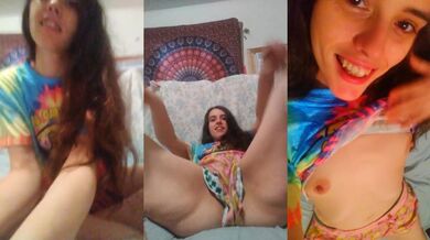 Cute Shorts Show Their Ass Boy Shorts to Her Fans on Instagram Live