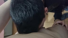 abaixei as calca dele e enfiei a rola