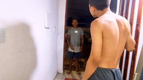vizinho pediu pea tomar banho porque o chuveiro queimou e acabou queimando a rosquinha do vizinho