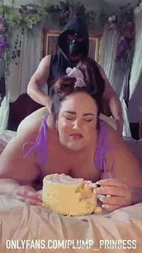 Plump_princess feed fantasy comes true