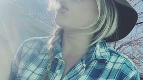 Country girl smoking a cork