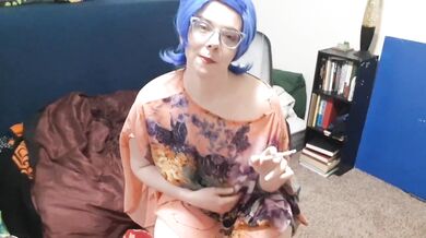 Shantastic oiled milf smokes dildo while squirting her saggy tits