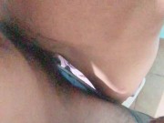 Se cojen a mi esposa parada en la cocina a escondidas