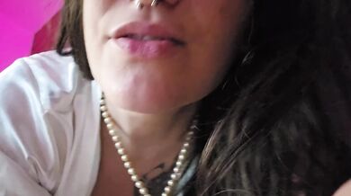 My girlfriend missed me so much at work she fucked me raw in POV