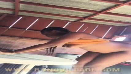 Phat pussy:  Direct google drive link to 43 videos of her =  https://rentry.co/wotduqum
