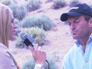 Silent Moans Between The Air - Lezley Zen Older