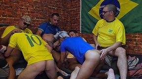 torcedores numa pegacao bem quente apos jogo de futebol do brasil contra o egito - parte 01