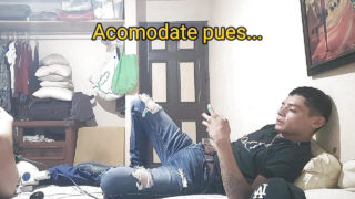 Hjemmelavet amatørvideo af tynde stepister, der tager deres første anal