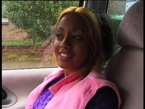 Picked up ebony with colored hair gives a nice blowjob to a driver