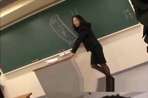 School&#039;s Out, Feet in Charge