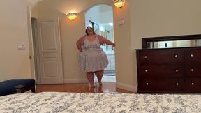 kayla peach secretly watches from afar