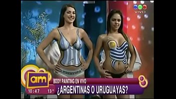 Valeria Degenaro &amp_ Pamela Paiva en bodypainting