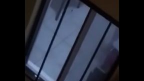 espiando a mi vecino por su ventana (parte 1)