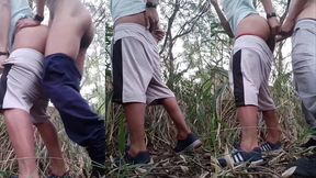 ofereci meu cu para 3 coras velhos no sigilo, na trilhas do sexo, proximo a estacao de trem.
