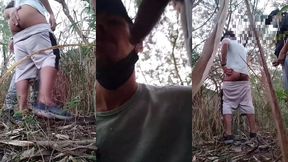 ofereci meu cu para 3 coras velhos no sigilo, na trilhas do sexo, proximo a estacao de trem.
