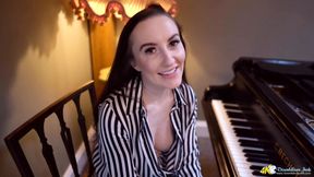 Sophia Smith - I Like the Attention