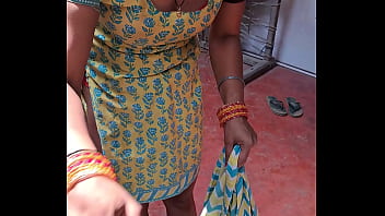 Indian bhabhi bath outdoor