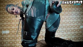 heavy tattoos & piercings – thigh high leather boots, extreme anal stretch on huge black dildo chair