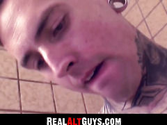 RealAltGuys.com - Inked stud shows off athletic body while intensely jerking