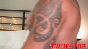 TwinkTop Furry muscle daddy bottom teaches boy to breed