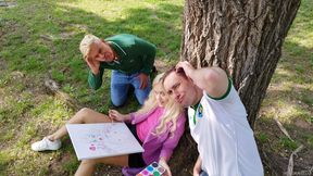 ”Kira Queen's friend paints while she flashes”