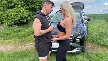 JayJay Pink outdoor fuck