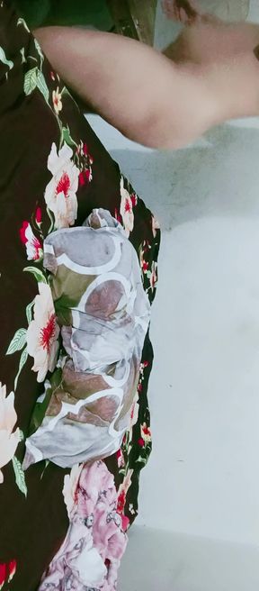 Ghost Seduces Sexy Reshmi in Private