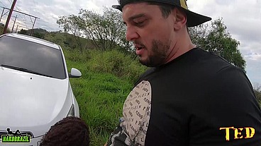 Fudendo a novinha nos trilhos do trem - Manoella Fernandes - Pitt Garcia