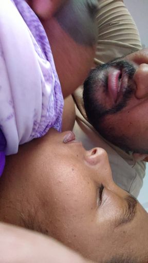 Pregnancy Mein Bhabhi Ki Boobs Mein Bahot Khujli Ho Rahi Thi Unke Pati Ne Boobs Chatkar Unki Khujli Mitai - Desi Dehati Bhabhi B