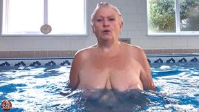 Bouncing Boobies