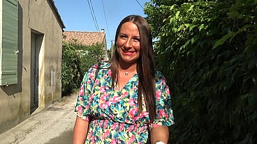 Elle en réclame toujours plus cette coquine de Mila...