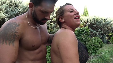 Elle en réclame toujours plus cette coquine de Mila...