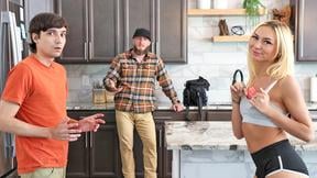 Sexy bubble butt stepsister wanted stepdad his credit card