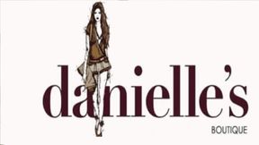 Danielle Japan Cosplay Trample Hands & Head Walk (4K)