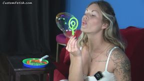 Madi B Blows Big Bubbles Cam2 4K (3840x2160)