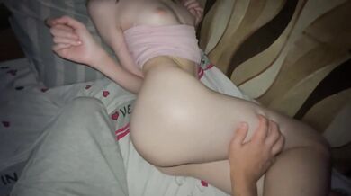 Caught my stepsister masturbating and she didn’t miss the chance – miulio