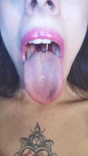 Come and fuck my throat pls