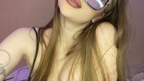 Ida’s Foot Massage – Cream, Toes & Soft Soles Fetish