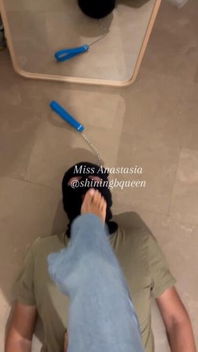 Uso fido come zerbino e gli faccio bere la mia cedrata