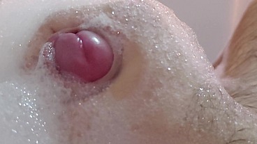 Foam & Candlelight — My Private Bathroom Moment