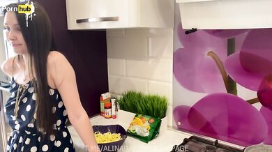 Stepmother comforted upset stepson with her pussy