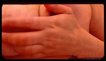 Misdelivered Photo Sparks a Steamy Chat with Bunny12